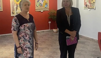 У Южному відкрили виставку Світлани Василенко «З Україною у серці»